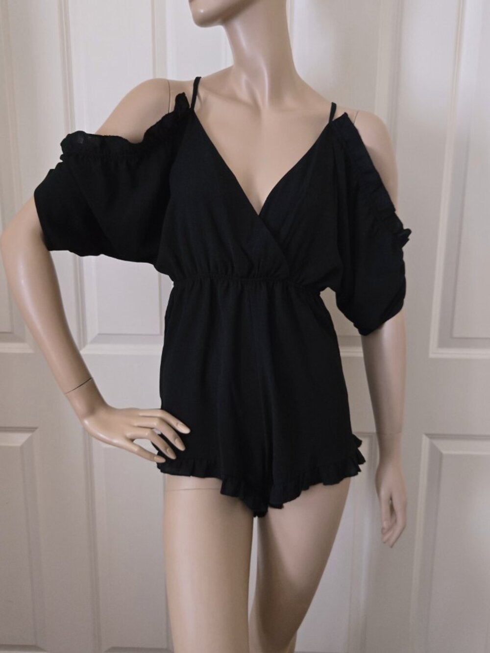 Salt + Jade Crinkle Treasure Cover Up Romper Playsuit SZ S Black